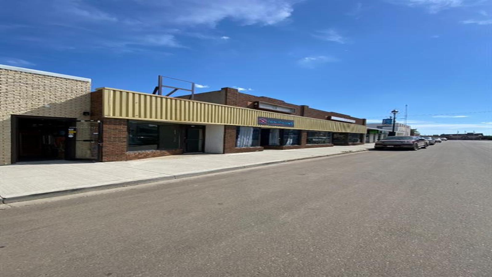 124, 126 & 128 1 Street, Brooks, Alberta T1R 1C5, ,Commercial,For Sale,1 Street,A1250990