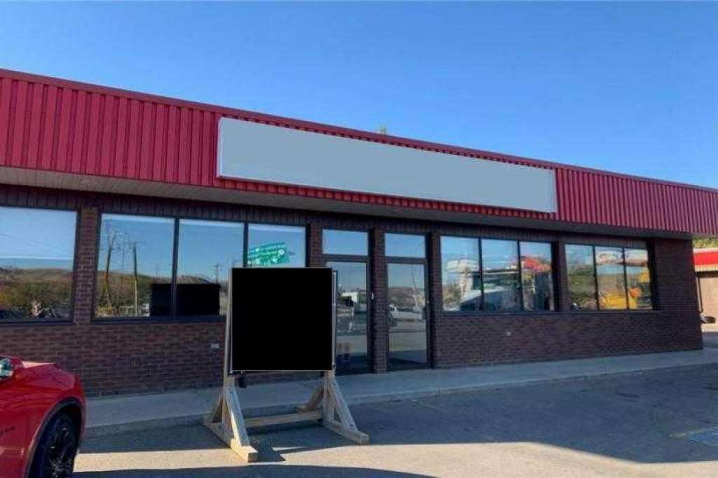 105 South Railway, Drumheller, Alberta T0J 0Y6, ,Commercial,For Sale,South Railway,A2086900